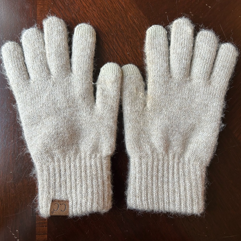 C.C gloves